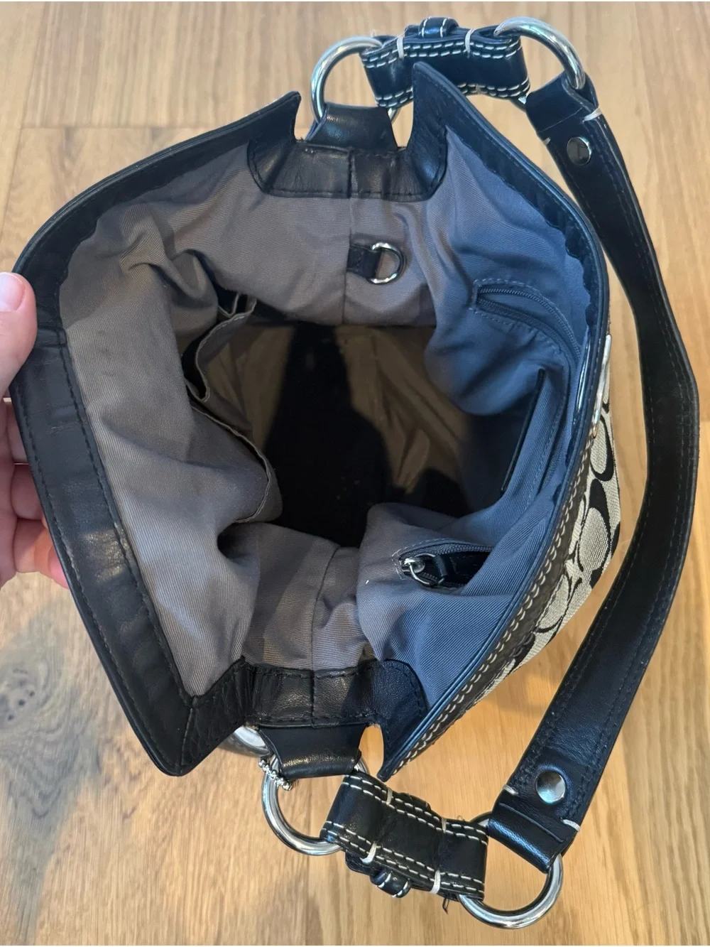 Coach Chelsea Optic Signature Hobo